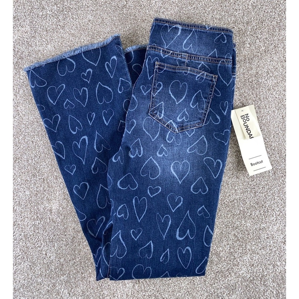 No Boundaries All Over Heart Print Blue Jeans Dark Wash Bootcut Women S (28x30)